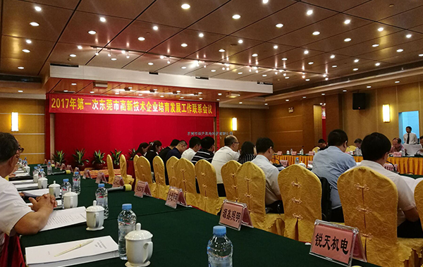 �J��C��������Ӹ����L���h